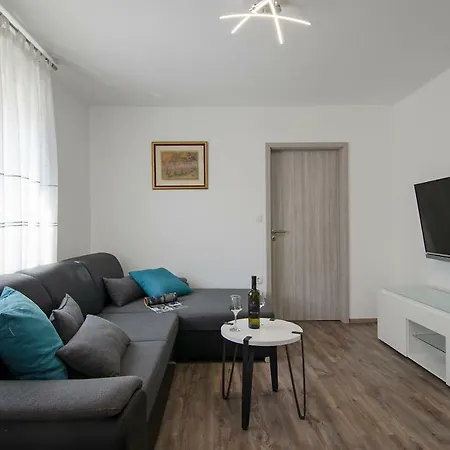 Apartment Pula R&D Exterior photo